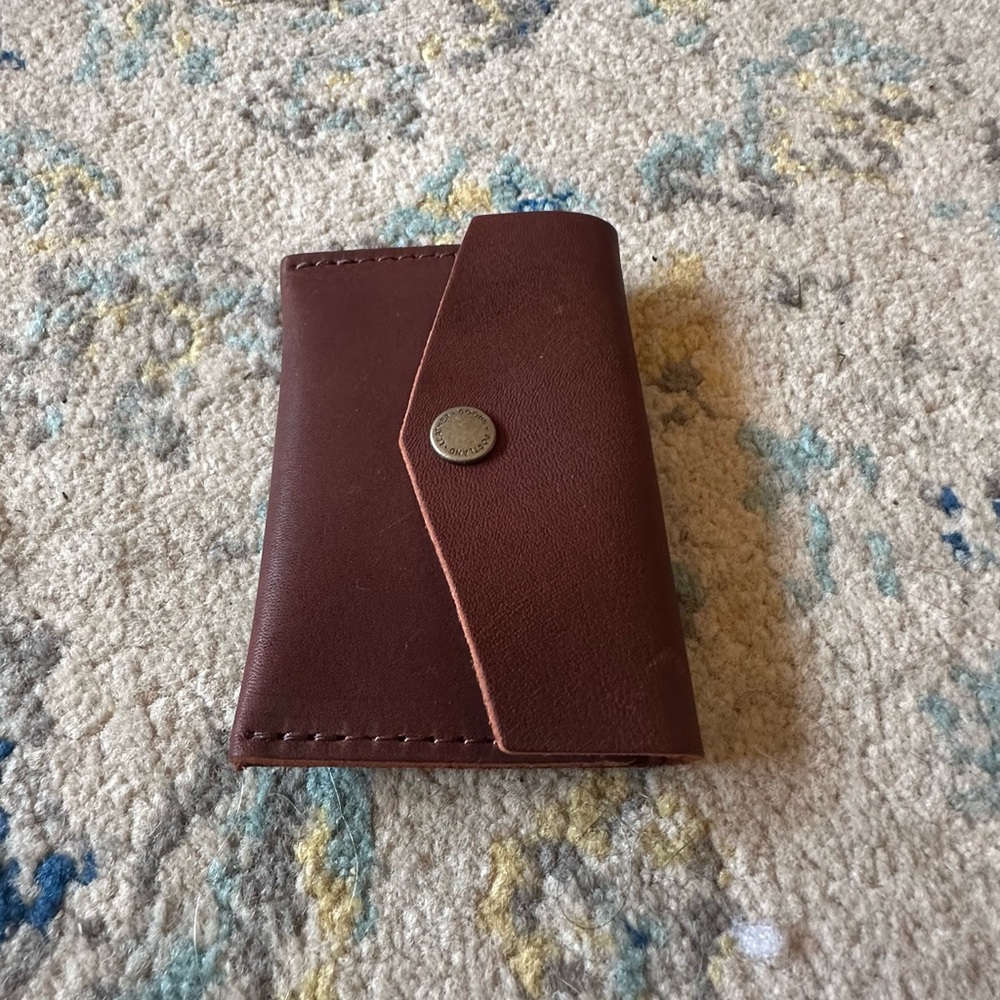 NEW 💙 PLG Cognac Mini Envelope Wallet & Large Keychain Bundle 💙 - Picture 5 of 12